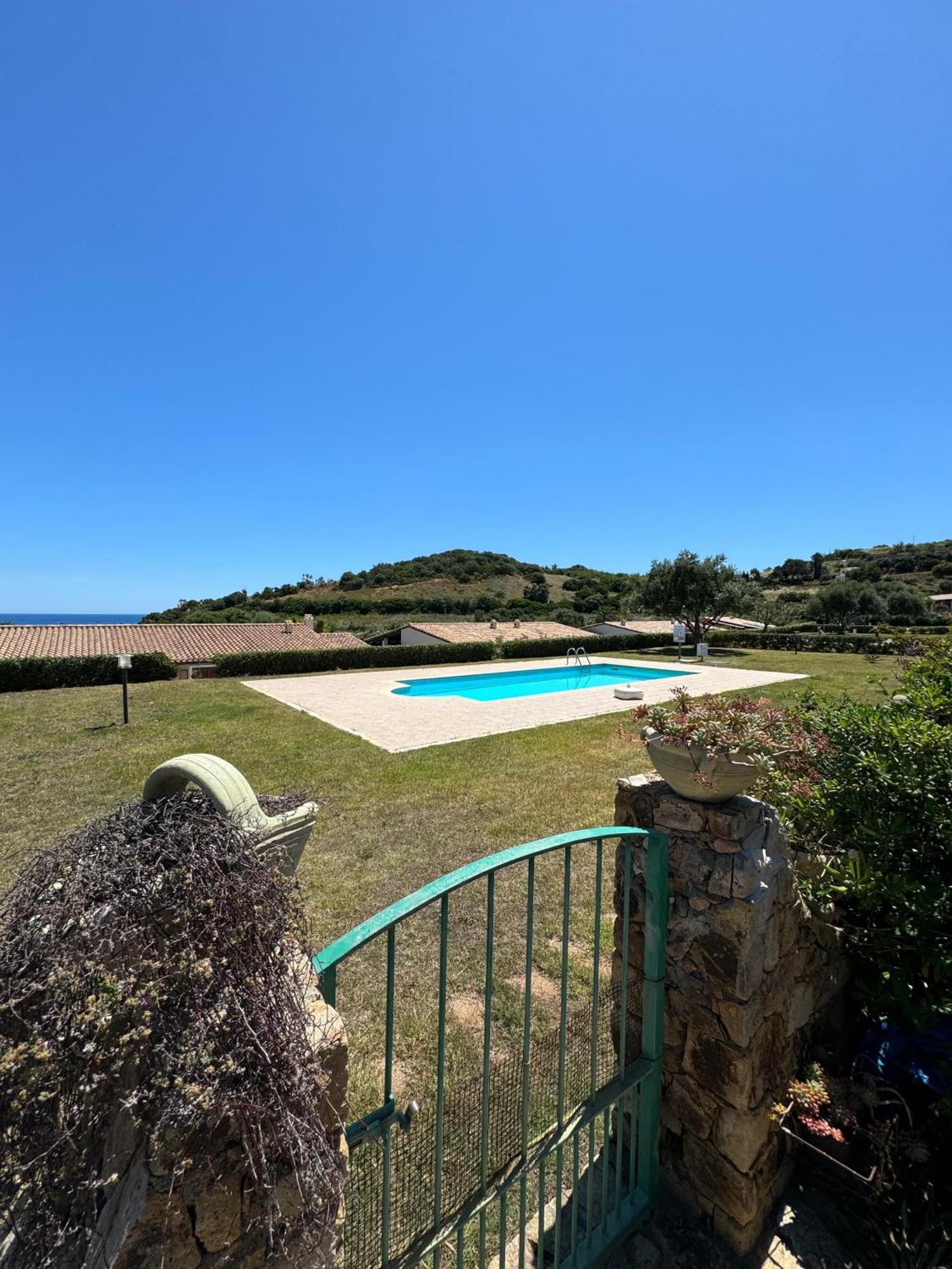 Casa Vacanze Con Piscina E Vista Mare Esclusiva Per Coppie E Famiglie, Relax E Tranquillita Tertenìa Eksteriør billede