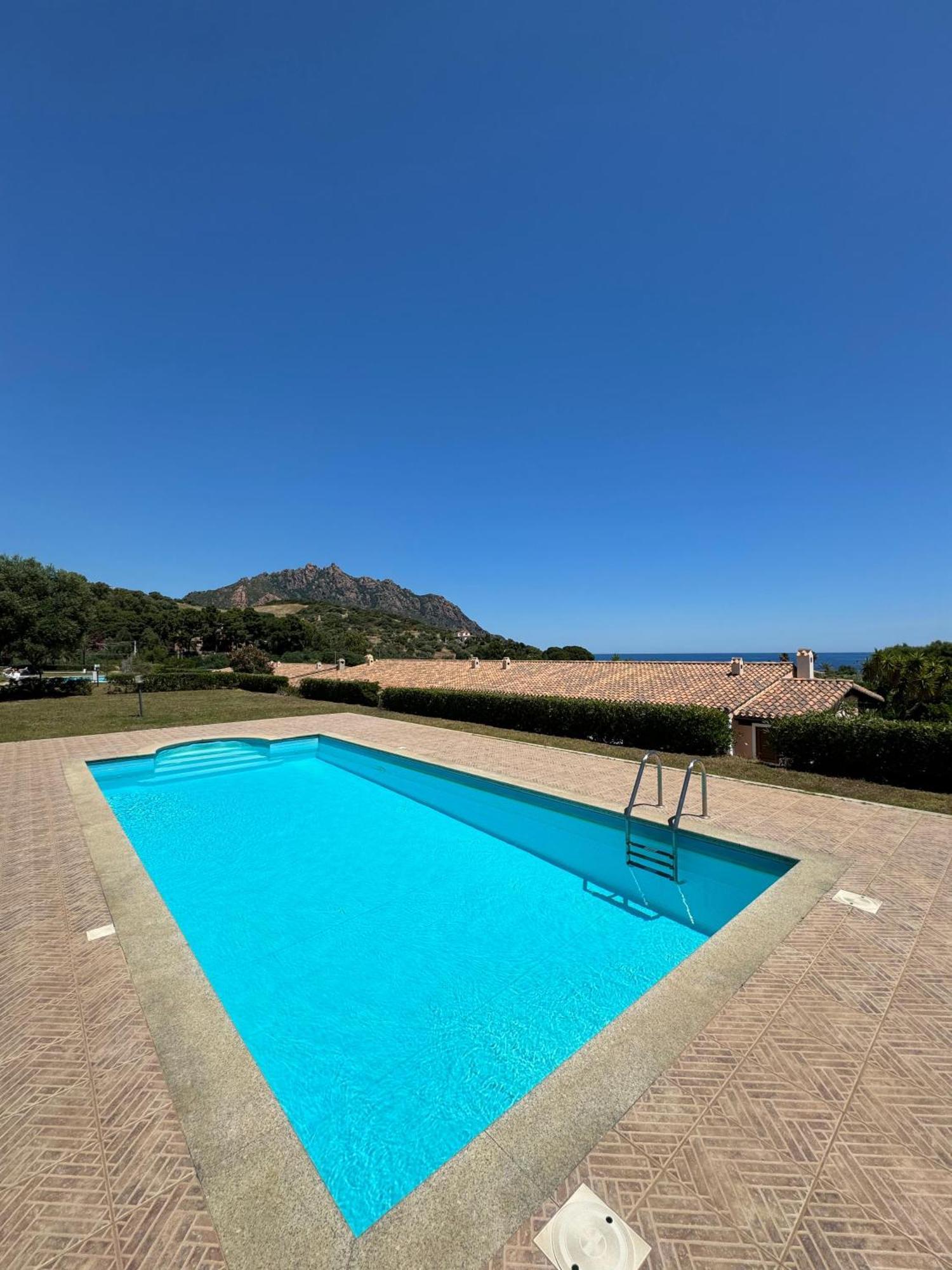 Casa Vacanze Con Piscina E Vista Mare Esclusiva Per Coppie E Famiglie, Relax E Tranquillita Tertenìa Eksteriør billede