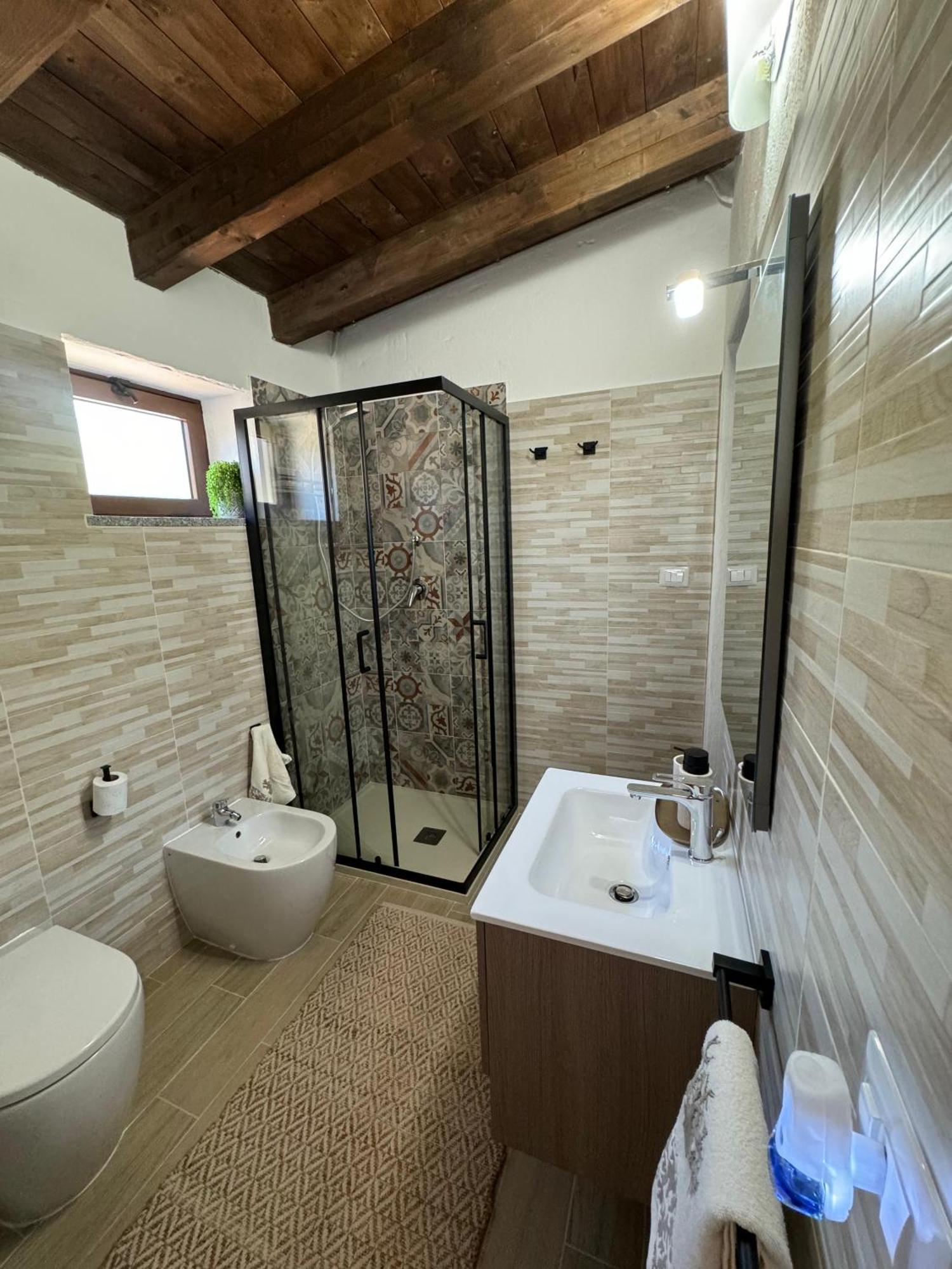 Casa Vacanze Con Piscina E Vista Mare Esclusiva Per Coppie E Famiglie, Relax E Tranquillita Tertenìa Eksteriør billede